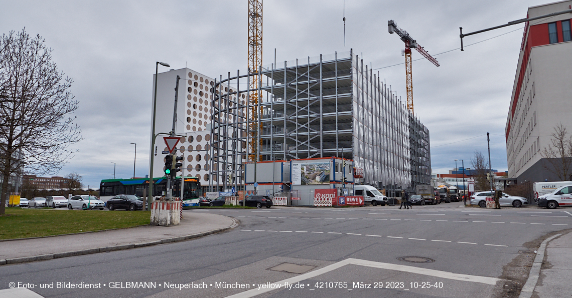 29.03.2023 - Baustelle REVO und Umgebung in Neuperlach